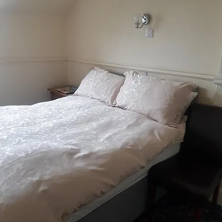 Cedar Villa Guest House-3